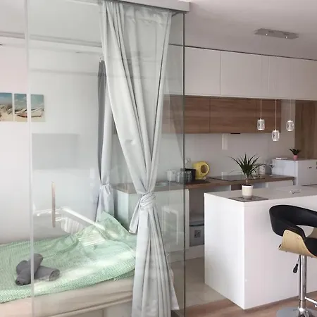 Sunny By The In * 소포트